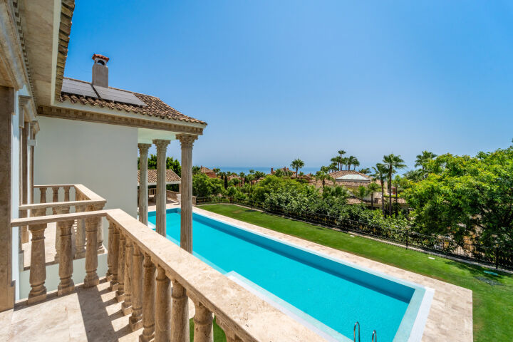 Villa Sinfonía - Majestuosa Villa Neoclásica en Sierra Blanca