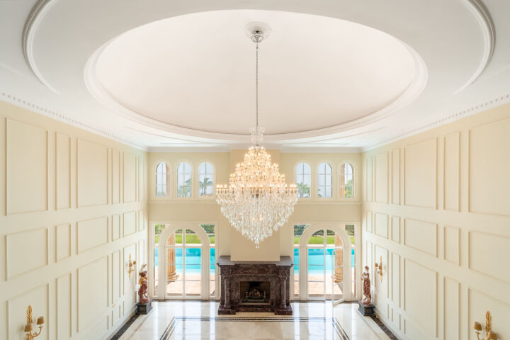 Villa Sinfonía - Grand domaine néoclassique à Sierra Blanca