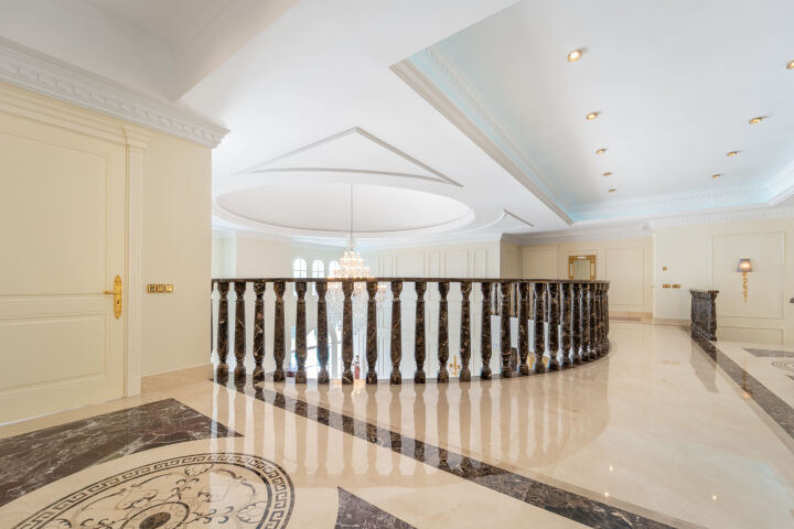 Villa Sinfonía - Majestuosa Villa Neoclásica en Sierra Blanca