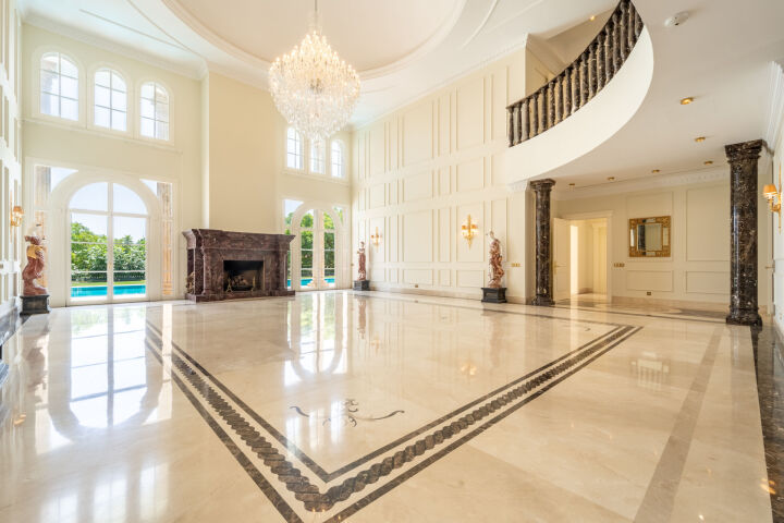 Villa Sinfonía - Grand domaine néoclassique à Sierra Blanca