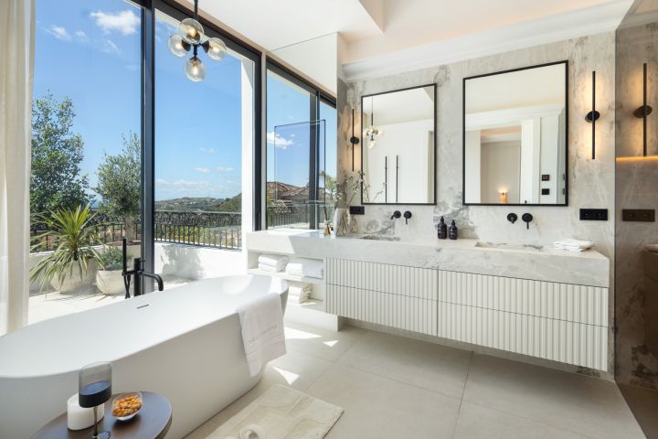 Villa Fortuna - Casa con Diseño Moderno en Los Arqueros