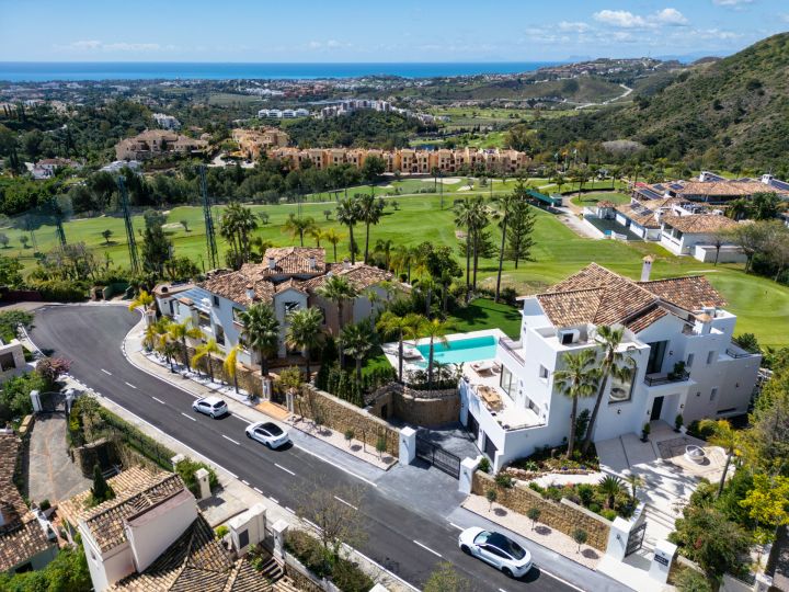 Villa Fortuna - Casa con Diseño Moderno en Los Arqueros