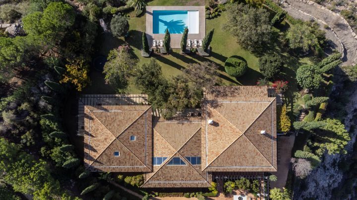 Villa en La Zagaleta - Elegante villa en comunidad prestigiosa