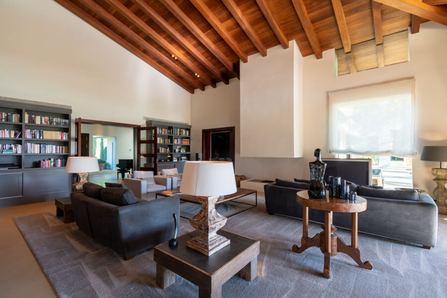 Villa Cypria - Elegante villa en comunidad prestigiosa