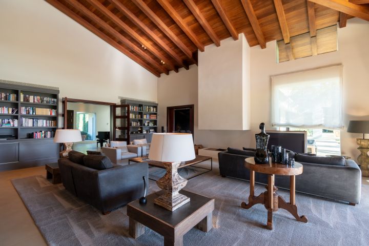 Villa en La Zagaleta - Elegante villa en comunidad prestigiosa