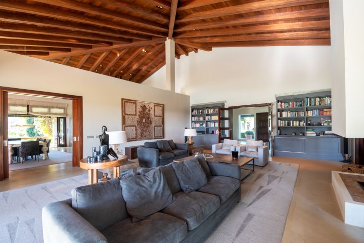 Villa en La Zagaleta - Elegante villa en comunidad prestigiosa