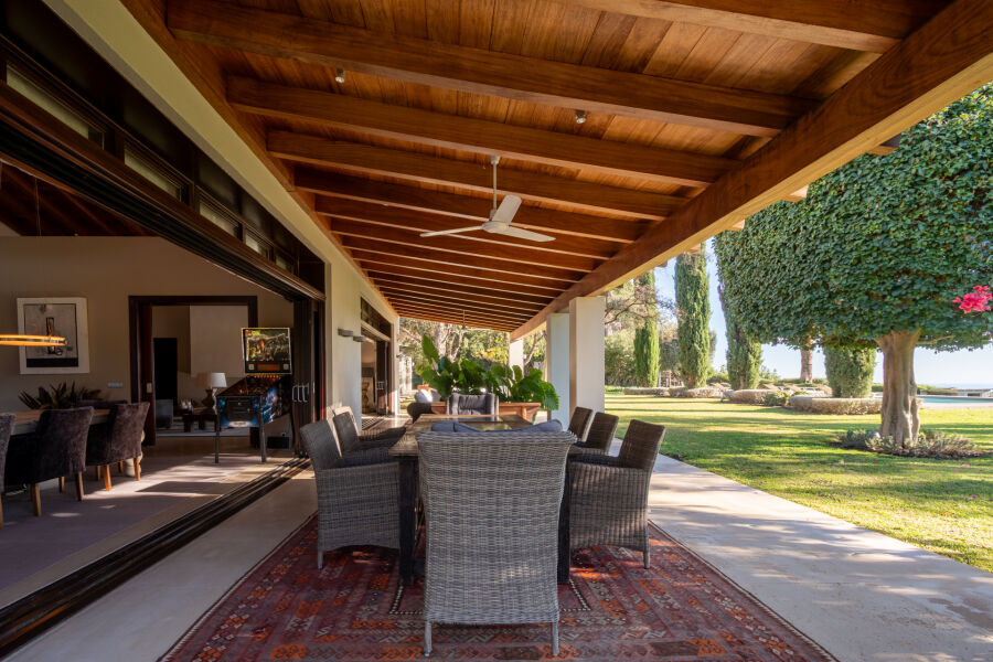 Villa Cypria - Elegante villa en comunidad prestigiosa