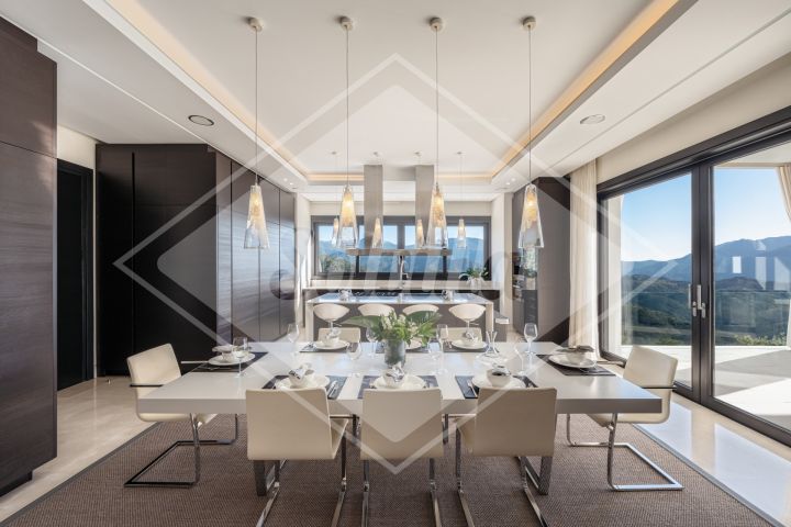 Casa Valentino - Mansión andaluza exquisita en La Zagaleta