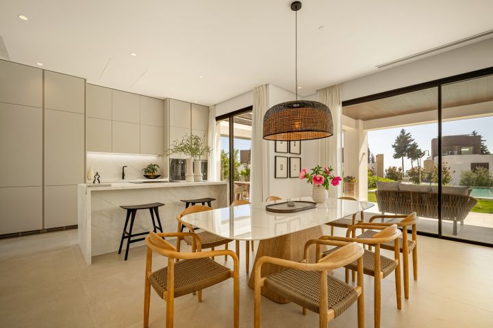 Villa Fuente - Unique Villa in a Gated Community