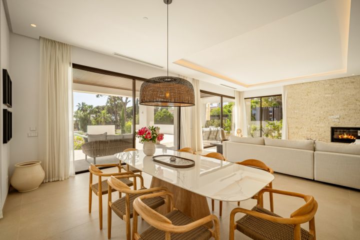 Villa Fuente - Unique Villa in a Gated Community
