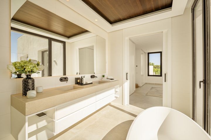 Villa Fuente - Unique Villa in a Gated Community