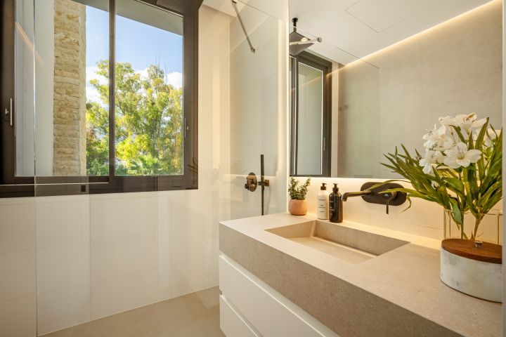 Villa Fuente - Unique Villa in a Gated Community