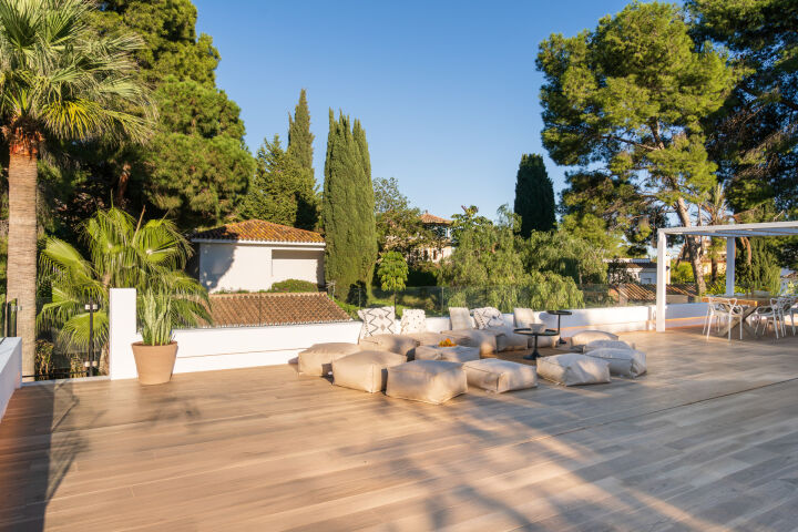 Casa Gina - Stylish Villa in a Gated Community