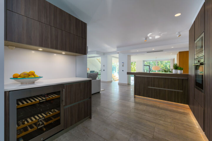 Casa Gina - Stylish Villa in a Gated Community