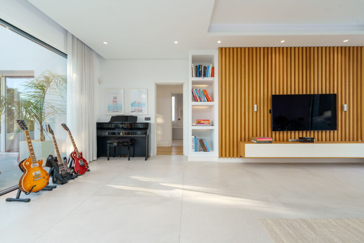 Casa Gina - Stylish Villa in a Gated Community