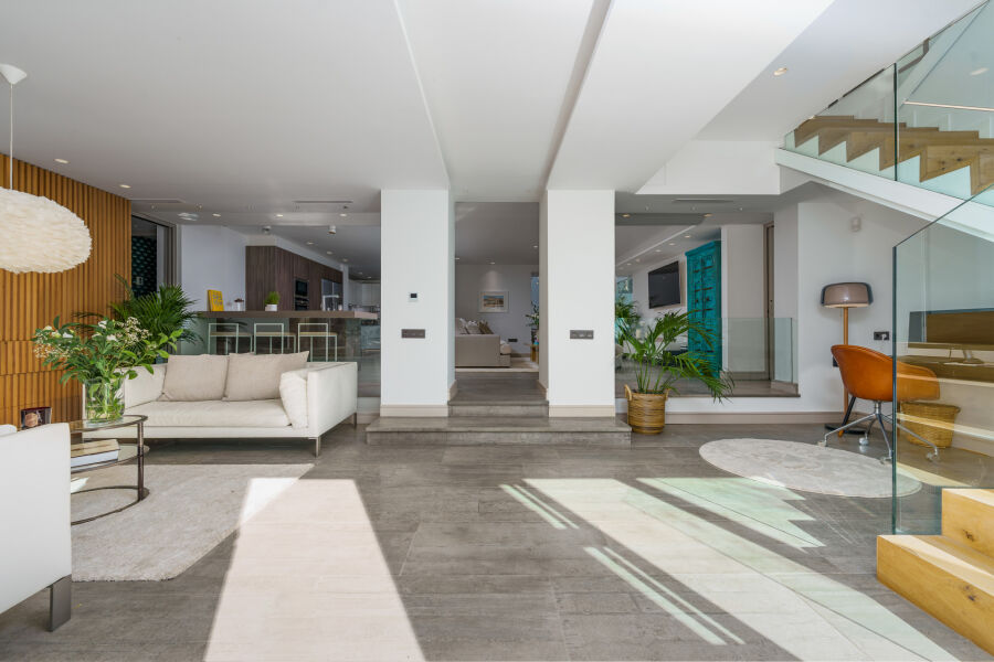 Casa Gina - Modern Villa in Lower Nueva Andalucía