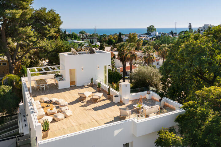 Casa Gina - Stylish Villa in a Gated Community
