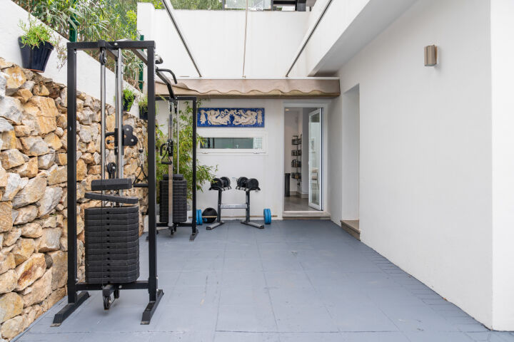 Casa Gina - Stylish Villa in a Gated Community