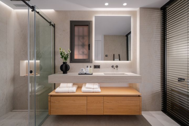 Apartment in La Cerquilla - Sophisticated Residence in Les Belvederes
