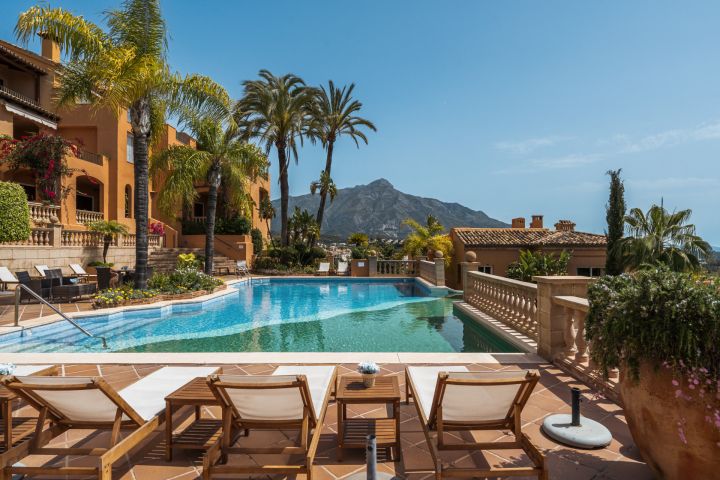 Apartment in La Cerquilla - Sophisticated Residence in Les Belvederes