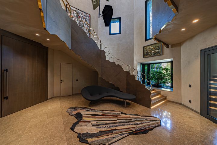 Villa en Guadalmina Baja - Propiedad tradicional con amplio jardín