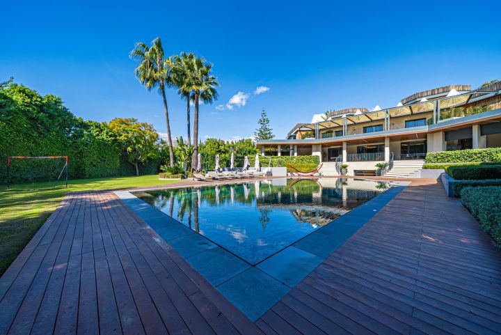 Villa à Guadalmina Baja - Propriété traditionnelle avec vaste jardin