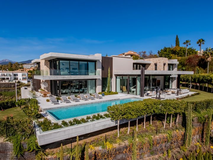 The Hills 12 - Marvelous Villa with Panoramic Views