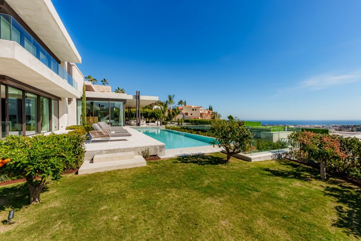The Hills 12 - Marvelous Villa with Panoramic Views