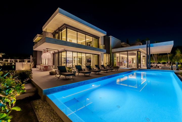 The Hills 12 - Marvelous Villa with Panoramic Views