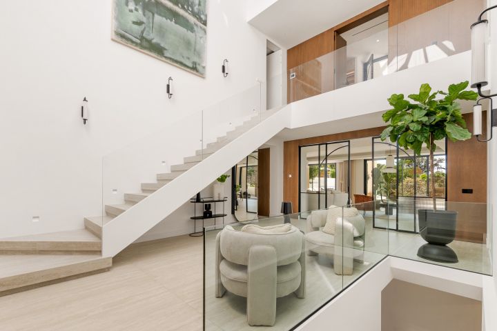 Villa in El Rosario - A Refined Andalusian Masterpiece