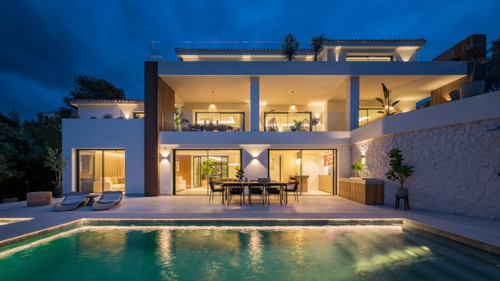 Villa à El Rosario - Une pièce maîtresse andalouse raffinée