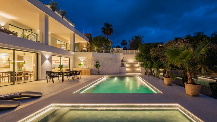 Villa à El Rosario - Une pièce maîtresse andalouse raffinée