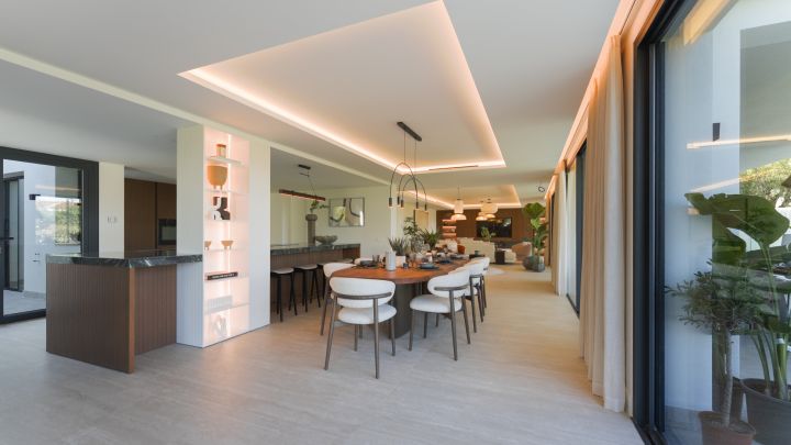 Villa in El Rosario - A Refined Andalusian Masterpiece