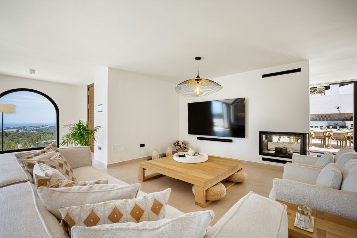 Villa Luma - Charming Luxury Home with Panoramic Views