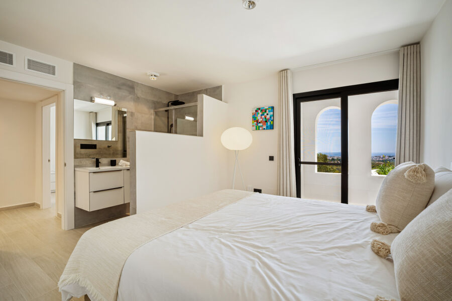 Villa Luma - Charming Luxury Home with Panoramic Views