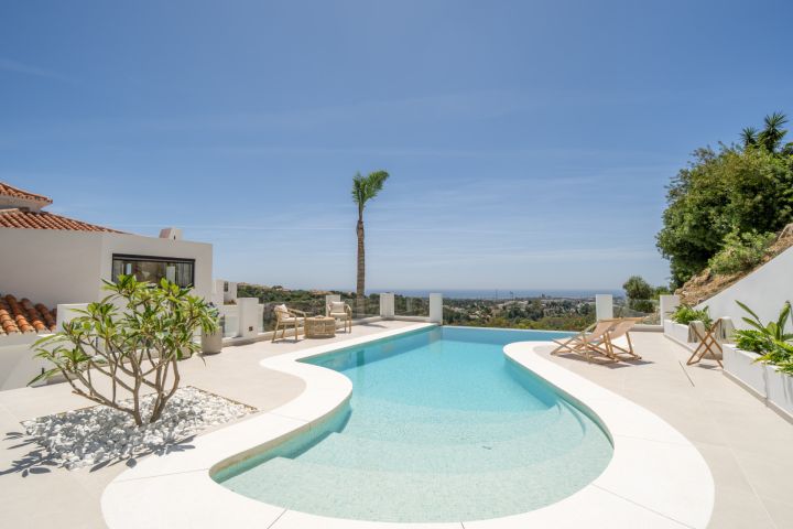 Villa Luma - Charming Luxury Home with Panoramic Views