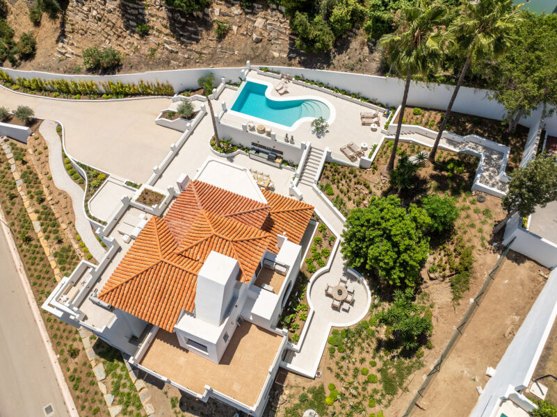 Villa Luma - Charming Luxury Home with Panoramic Views