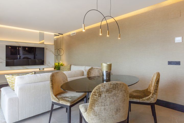 Aloha Penthouse - Elegant Mediterranean Living in La Cerquilla