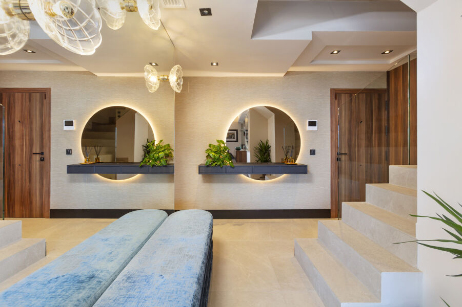 Aloha Penthouse - Elegant Mediterranean Living in La Cerquilla
