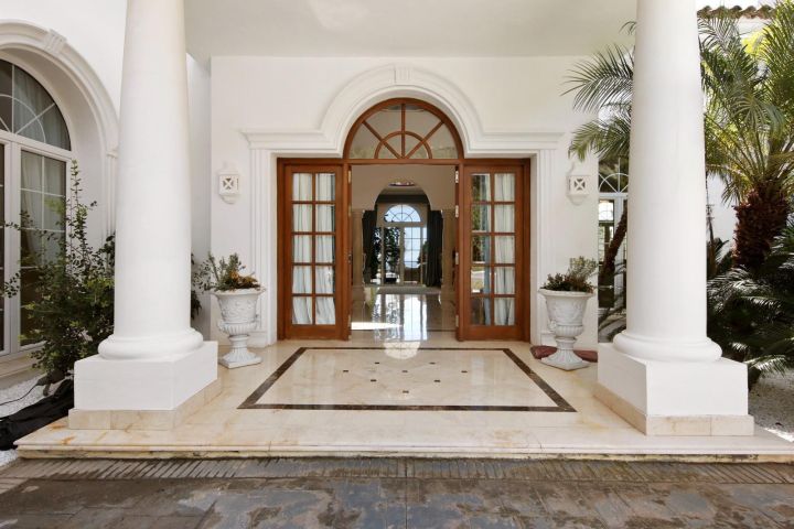 Villa en La Zagaleta - Elegancia mediterránea en comunidad cerrada