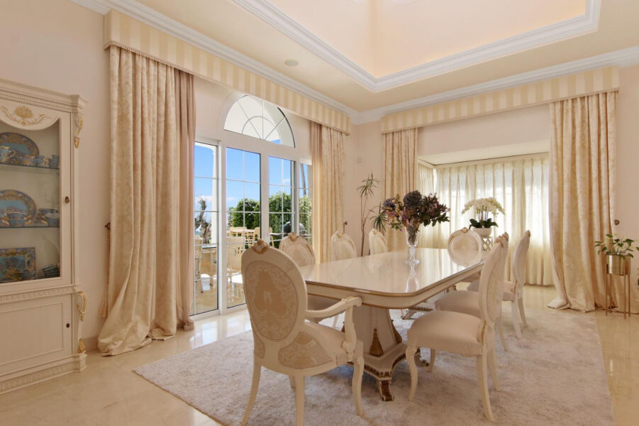 Casa Melia - Elegancia mediterránea en comunidad cerrada