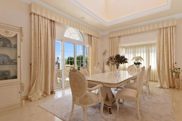 Villa in La Zagaleta - Mediterranean Elegance in a Gated Community