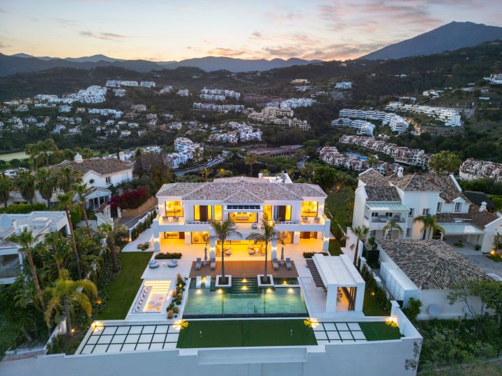 Villa Solace - Una obra maestra contemporánea en Monte Halcones
