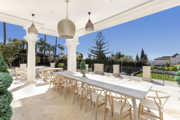 Villa Milas - Property in the Prestigious Sierra Blanca.