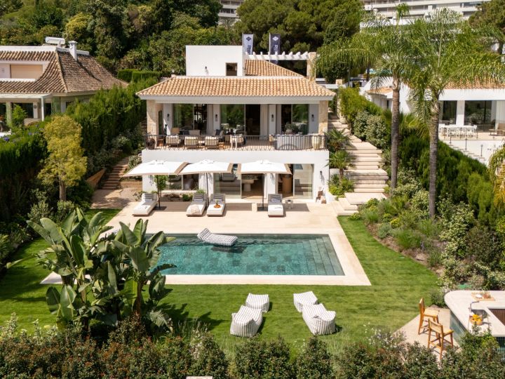 Villa Salina - Elegant Villa featuring Modern Design