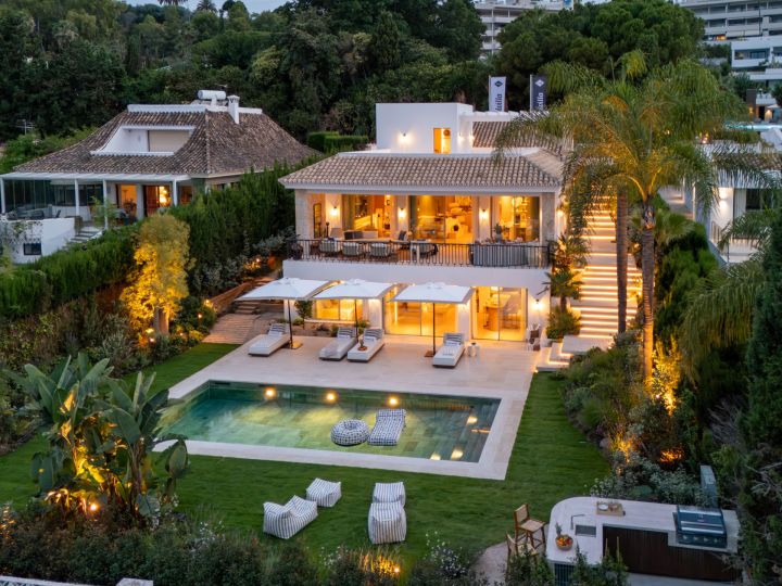 Villa Salina - Elegant Villa featuring Modern Design