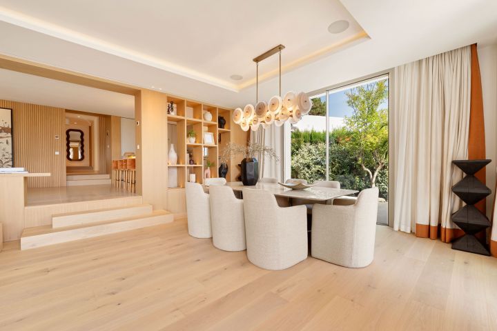 Villa Salina - Elegant Villa featuring Modern Design