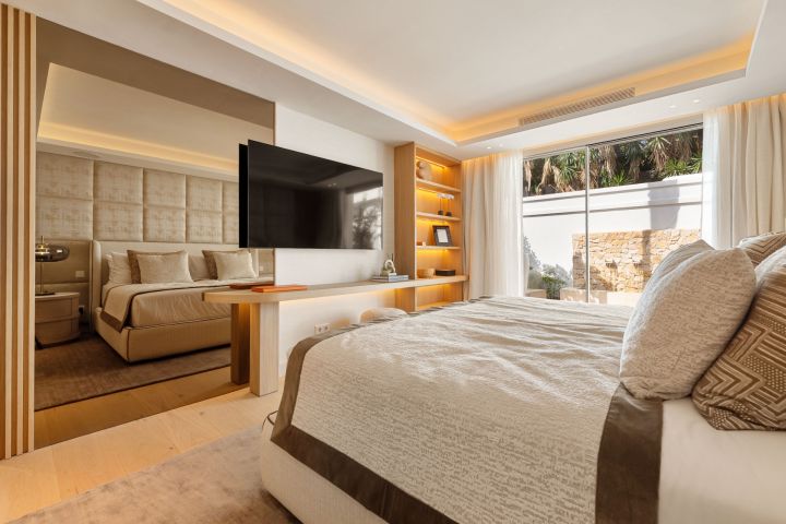 Villa Salina - Elegant Villa featuring Modern Design