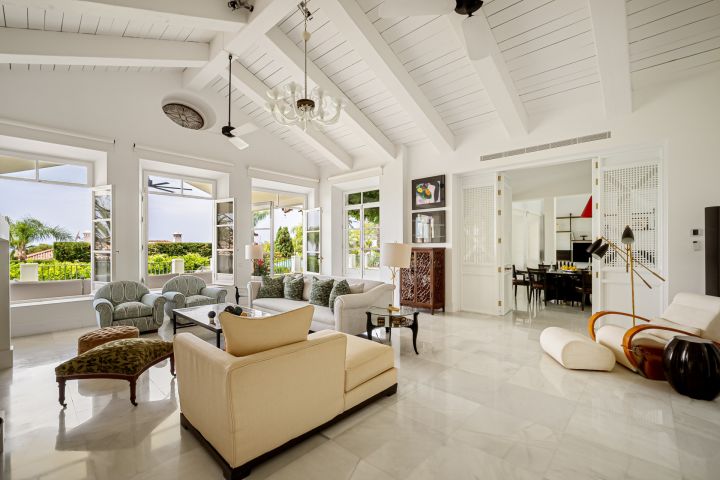 Mozart 37 - Modern Villa in a Prime Location