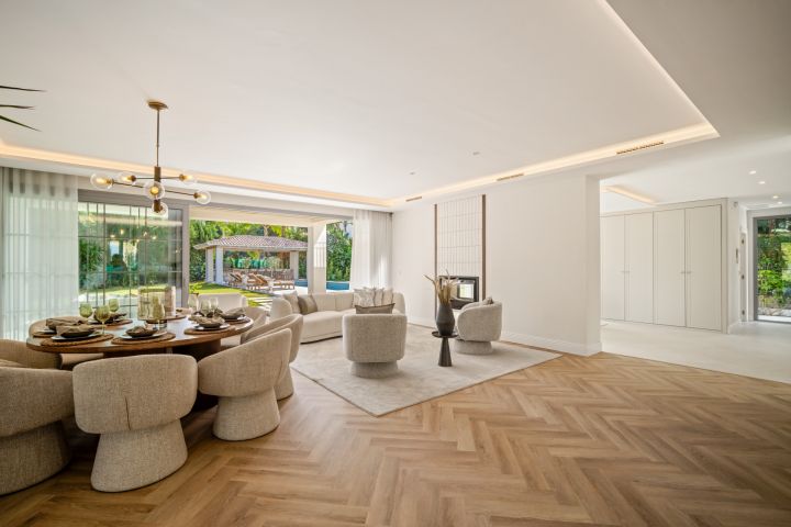 Los Arqueros 36 - Elegant Villa in Prime Location